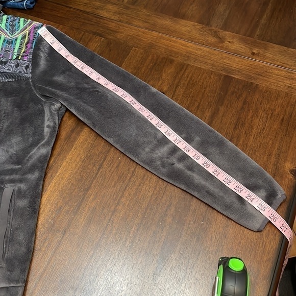 Fila soft fleece retro print jacket - Picture 15 of 15